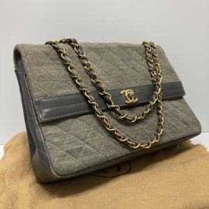 Read more about the article シャネル マトラッセ コットンショルダーバッグ