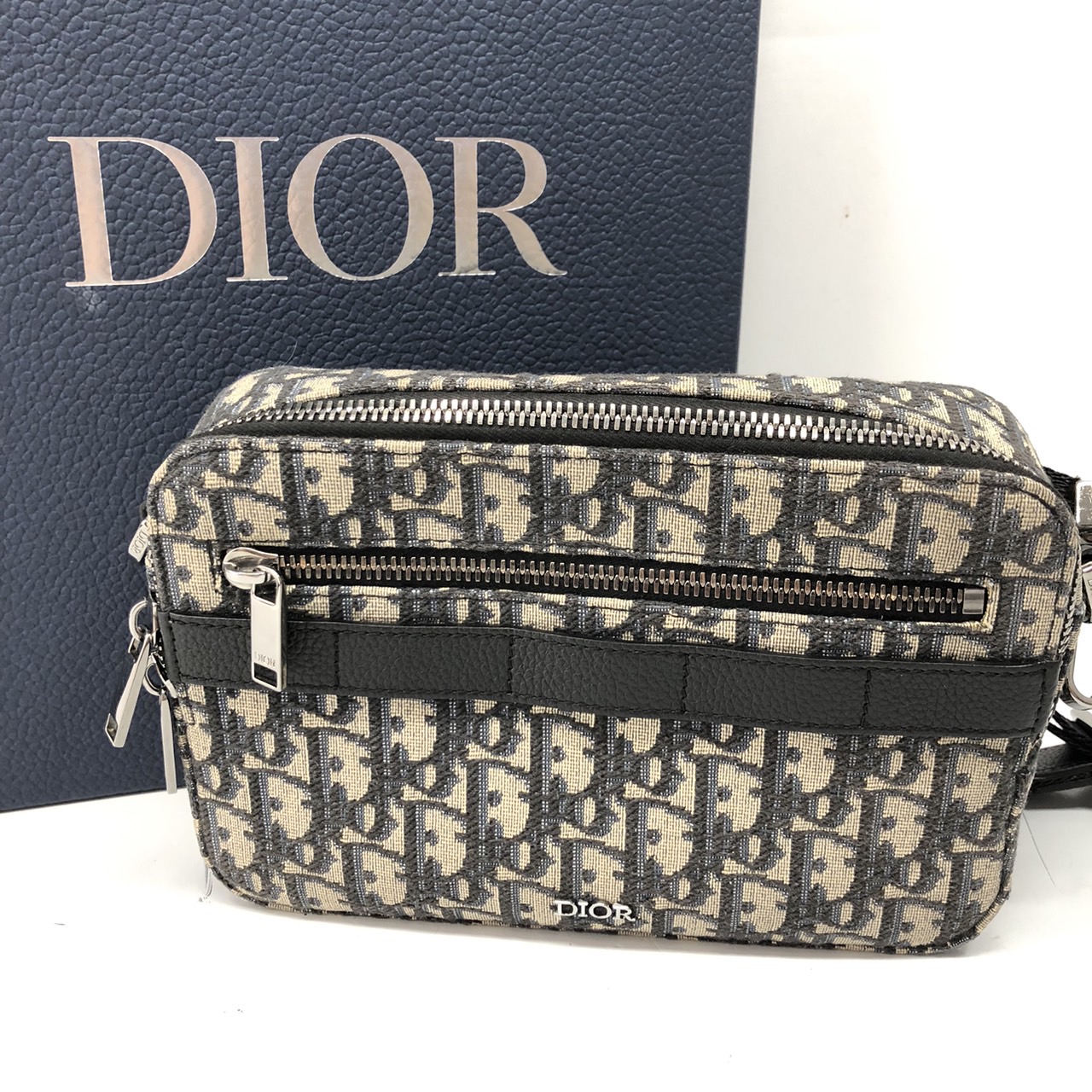 You are currently viewing Christian Dior Bag