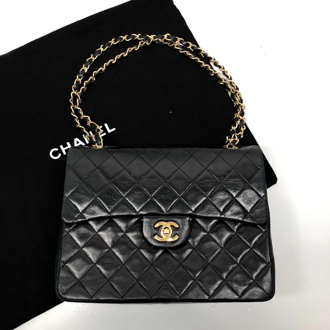 Read more about the article CHANEL